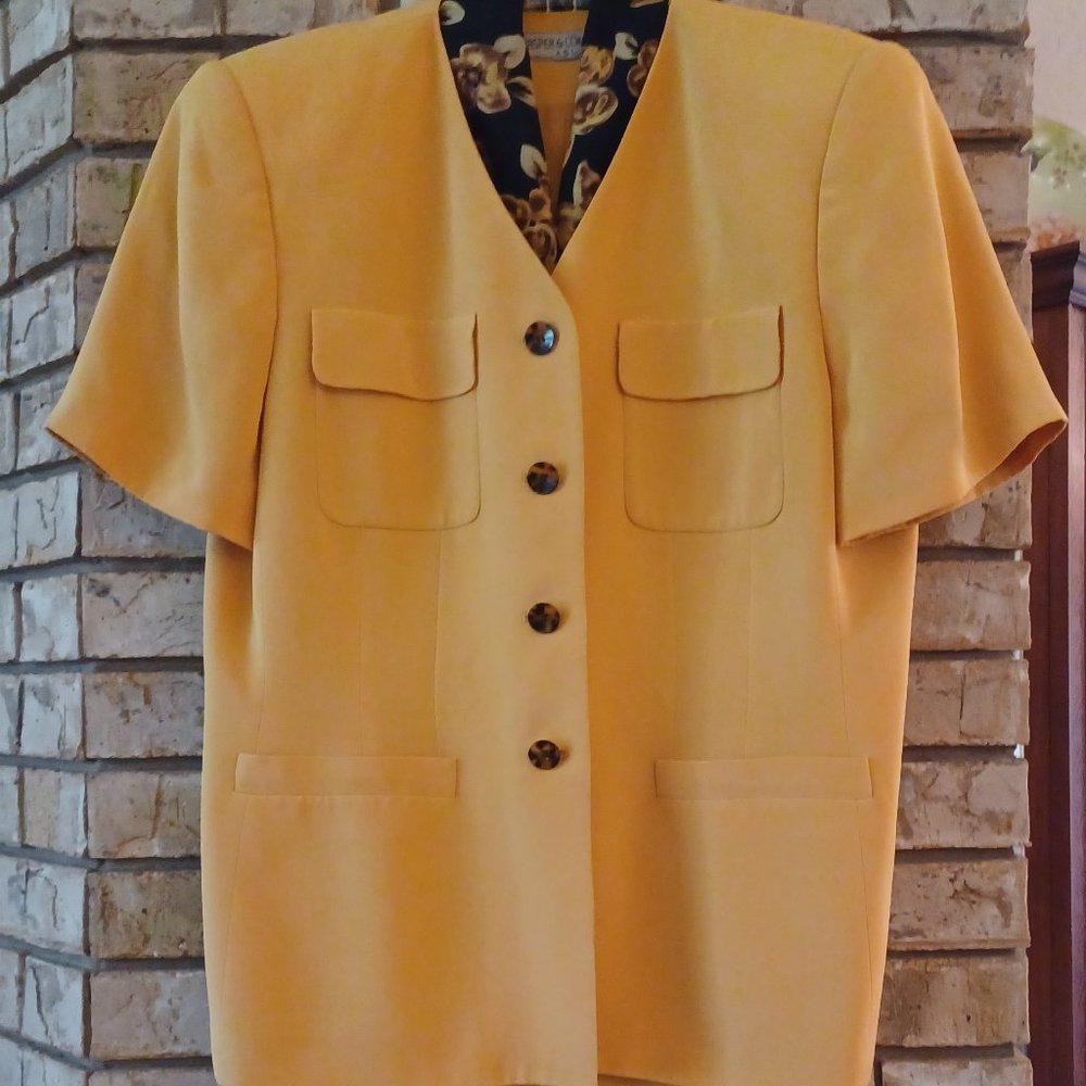 KASPER 14 P Silk Mustard Gold Short Sleeve Skirt Suit W Free Scarf